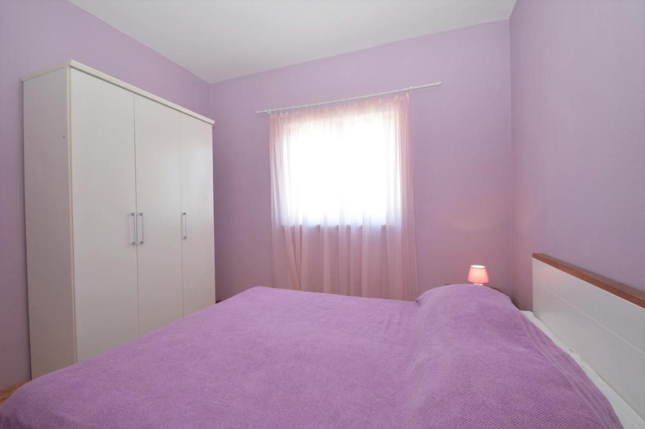 מלון מאלי לוסיניי House Luciana מראה חיצוני תמונה